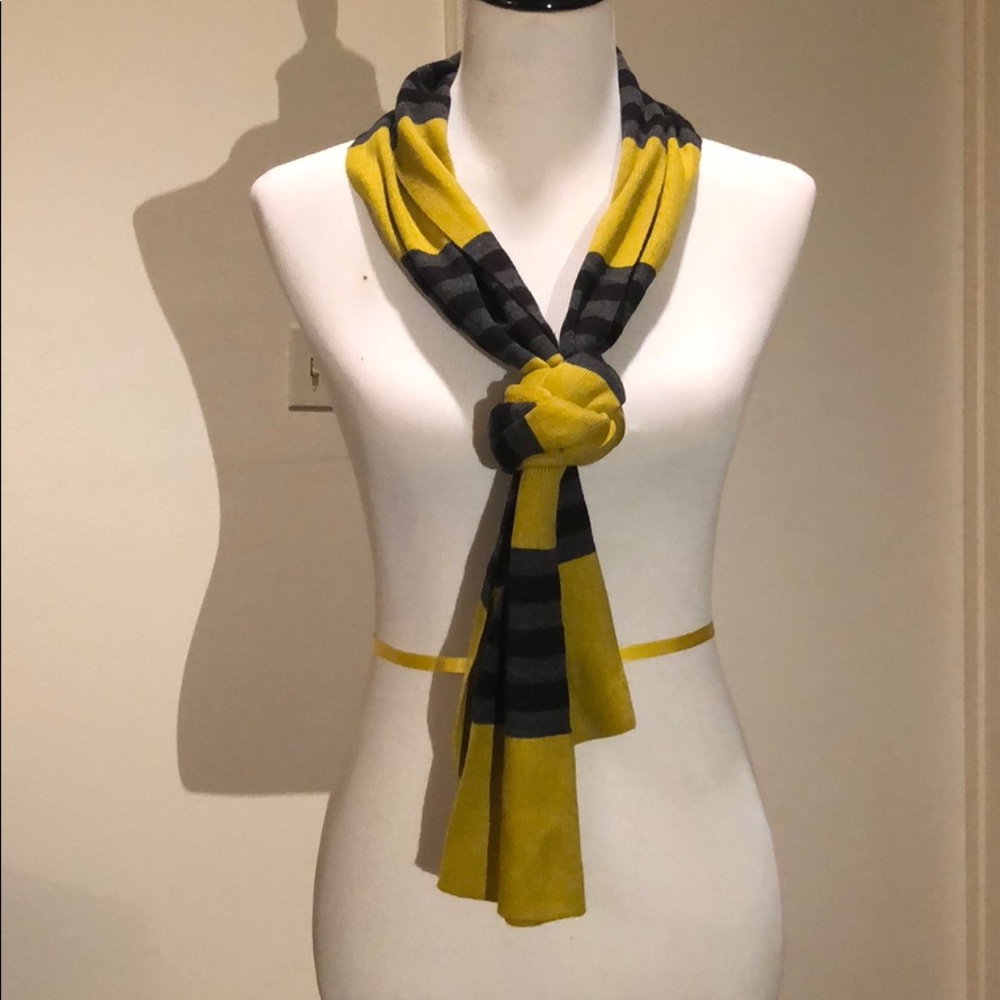 Green scarf with gray and black stripes